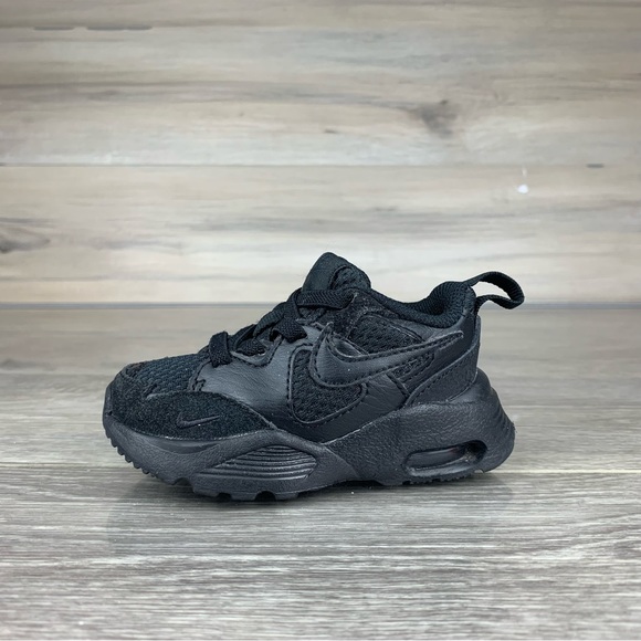 Nike Other - Black Nike Air Max Fusion boys/Toddler shoes size 4c